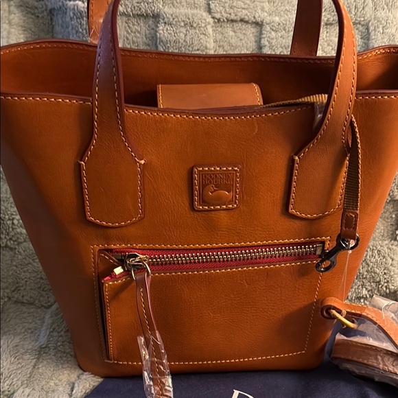 Authentic Dooney & Bourke Brown Leather Tote Bag - Picture 2 of 7